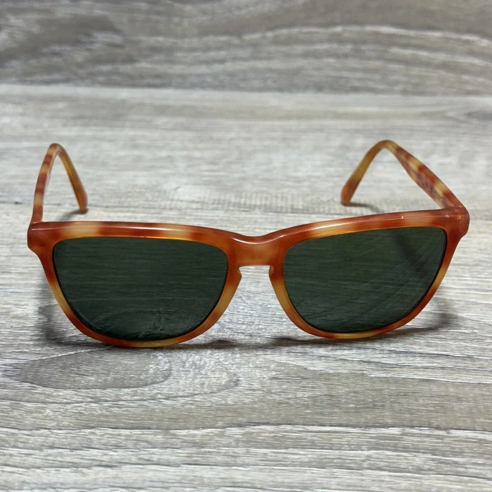 Guess Sunglasses‎ 55-16-145 Brown Tortoise Tempe Green Lenses